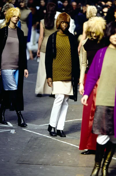 Look 10